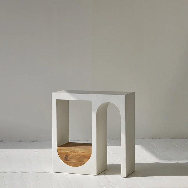 Amaryllis Console Table