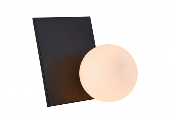 Desto Globe Table Lamp