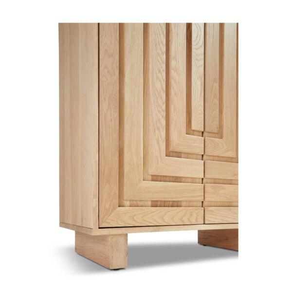 Arta Cabinet