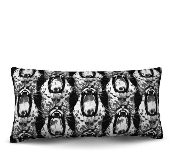 Predator - Noir Pillow Cover