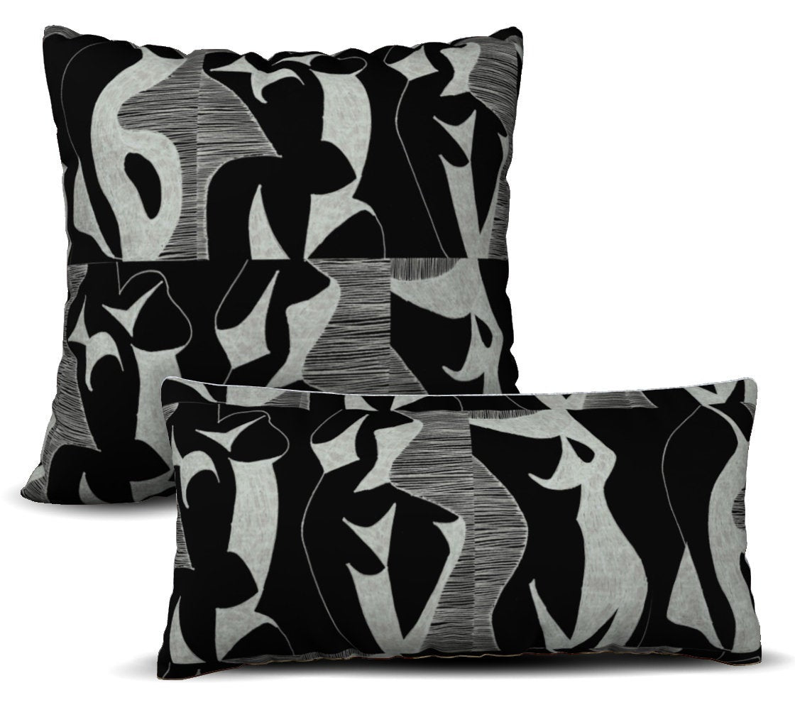 Kahlo - Noir Pillow Cover