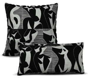 Kahlo - Noir Pillow Cover
