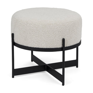 Lia Pouf