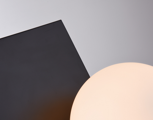 Desto Globe Table Lamp